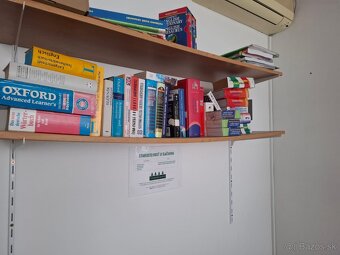 NAJVÄČŠIA PONUKA JAZYKOVEJ LITERATÚRY NA BAZOŠI - 8