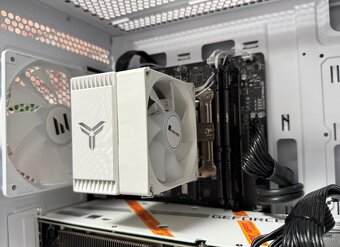 i3 12100F\16GB\RTX 3080\SSD\750W Zdroj - 8