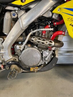 Suzuki rmz 250 - 8