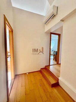 PREDAJ EXKLUZÍVNY VEĽKOMETRÁŽNY 4i MEZONETOVÝ BYT S BALKÓNOM - 8