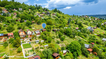 FINREA│Záhradka s útulnou chatkou ZO LIESKOVEC - 8