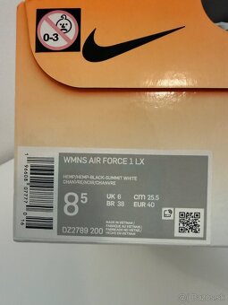 Nike Air Force 1 LX - 8