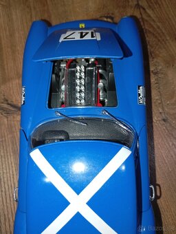 1:18 Ferrari 250GT Berlinbette 61 - 8