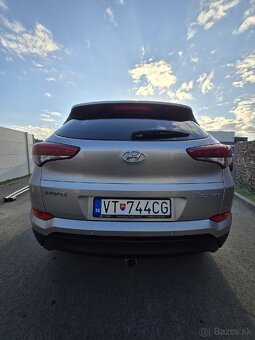 Hyundai Tucson - 8