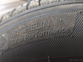 215/65 r16 celoročné pneumatiky Michelin - 8