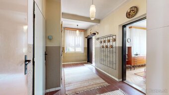 Rodinný dom s potenciálom v Senci – tichá lokalita, veľký po - 8