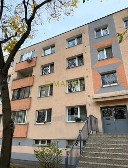 Ponúkame na predaj 1- izbový byt na Latorickej ulici - 8