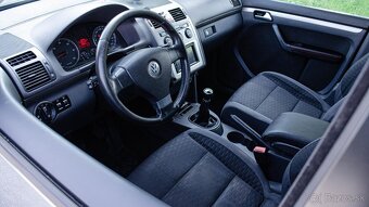Volkswagen Touran 1.9 TDI 7miest - 8