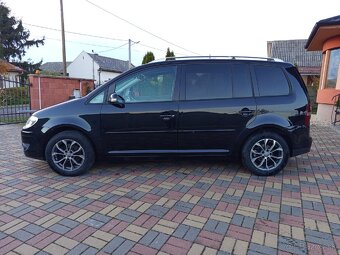 Volkswagen Touran 1.9TDi 7-miest - 8