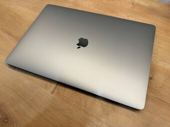 MacBook Pro 16” (2019) Space Grey - 8