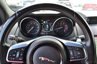 Jaguar F-Type Coupe P300 R-Dymanic - 8