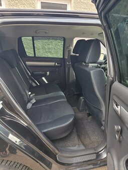 Suzuki Swift 1.3i - 8