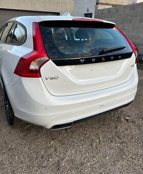 Volvo V60 D4 2.0D 133kw - 8
