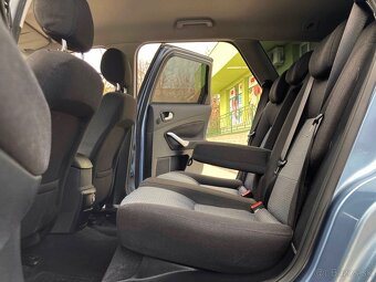 Ford Mondeo Combi 2009 TOP STAV - 8