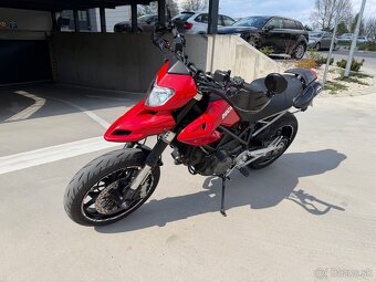 Ducati Hypermotard 796 - 8