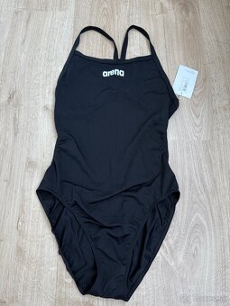 Arena Speedo a Adidas 40, dámske plavky - 8