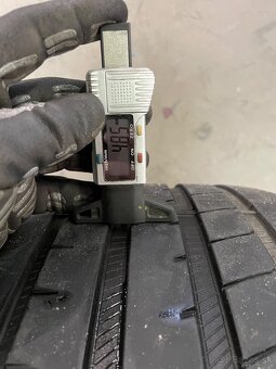 Predám goodyear eagle f1 R19 - 8