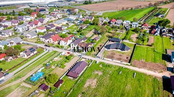 JEDINEČNÁ PONUKA_Krásny, slnečný pozemok v TOP LOKALITE - 8