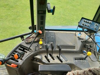 New Holland TM 140 - 8
