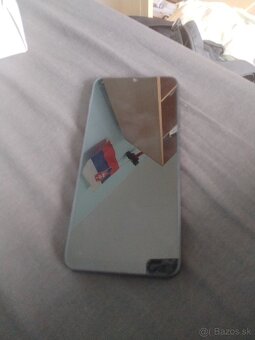 Nefunkčný telefón Xiaomi Redmi A1 - 8