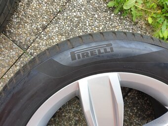Alu disky VW 5x112 R17 + Letné pneu 215/55 R17 - 8