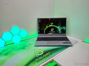 💻 MEDION® AKOYA® – Šikovný Pomocník: Ryzen 5/8G/512G - 8