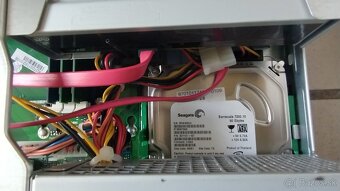 Predám stolný počítač Fujitsu Siemens Esprimo E5625 - 8