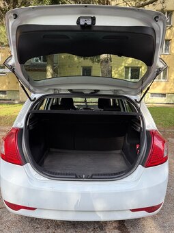 KIA Ceed - 8