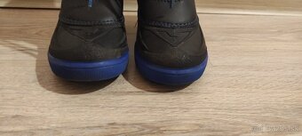 Snehule Demar Kenny 28/29 - 8