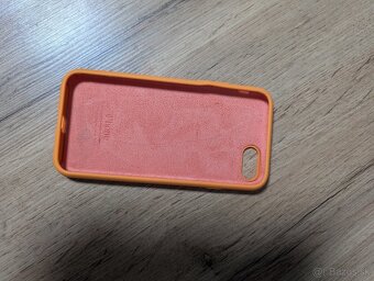 Predám iPhone SE (2. generácia) – 64 GB - 8