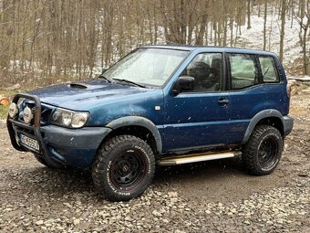 Nissan Terrano 2.7td - 8