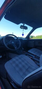 BMW E30 318 is coupe - 8