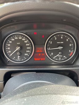 X1 ,benzín Xdrive - 8