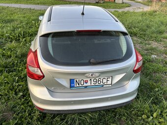 Ford Focus - 8