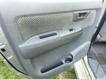 Toyota Hilux 2.5 d4d 4x4 - 8