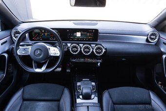 Mercedes-Benz CLA 180 AMG Line 2019 - 8