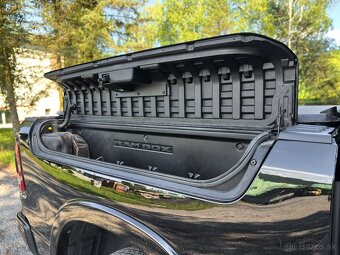 Dodge RAM 1500 5.7 HEMI Limited Black edition,Odpočet DPH - 8