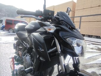Kawasaki Z 650 2018 - 8
