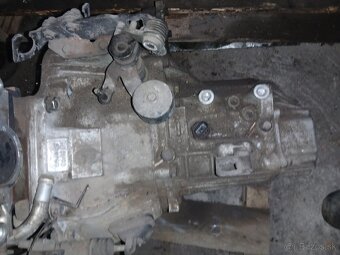 Hyundai 1.5i 12V  motor + prevodovka - 8