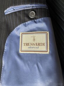 Predam 6 kusov oblekov TRUSSARDI COLLECTION - 8