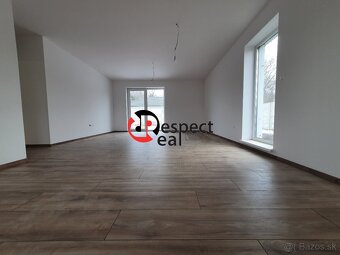 Veľkometrážny 4-izbový rodinný dom na kľúč - 8