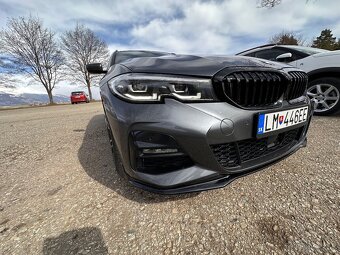 BMW 330 d xDrive M Sportpaket/19Zoll/H&K/Pano/AHK - 8