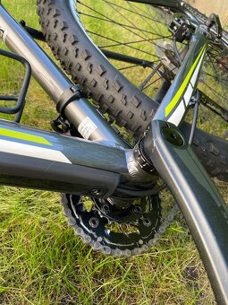 Predám nový horský bicykel Specialized Rockhopper Expert EVO - 8