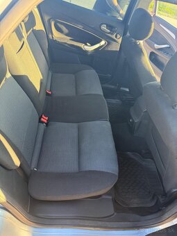 Predám Ford mondeo - 8
