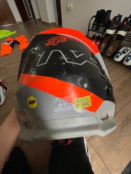 predám motocrossovú prilbu - 8