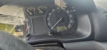 Skoda Octavia 1.8t 4x4 - 8