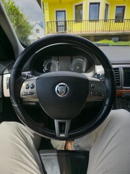 2009 Jaguar XF 3.0D 177kw/240k AT6 - 8
