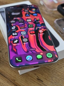 Apple iPhone 16 PRO MAX 256 GB biela - 8