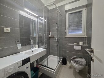 Chorvátsko, 1-izbový apartmán len 100 m od pláže pri Splite - 8