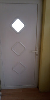 PREDANÉ -Znížená cena - Rodinný dom Sľažany - 8